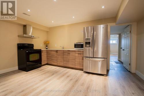 13471 Heartlake Road W, Caledon, ON - Indoor Photo Showing Kitchen