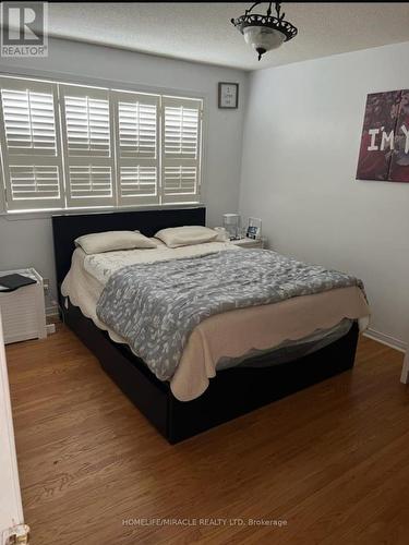 215 Mill Street S, Brampton, ON - Indoor Photo Showing Bedroom