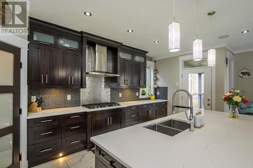 3900 Barnes Drive, Prince George, BC - Indoor Photo Showing Kitchen With Double Sink With Upgraded Kitchen