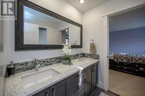 3900 Barnes Drive, Prince George, BC - Indoor Photo Showing Bathroom