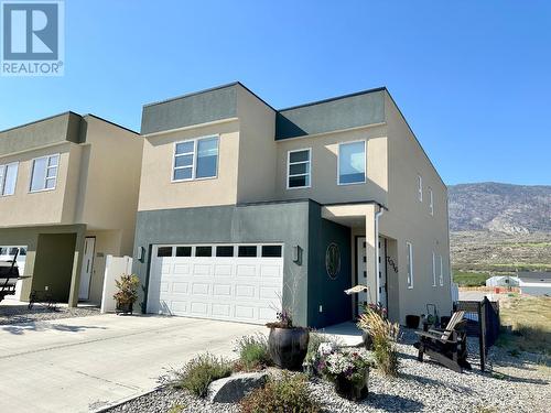 7016 Wren Drive, Osoyoos, BC - Outdoor With Facade