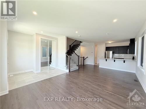 538 Oldenberg Avenue, Ottawa, ON - Indoor Photo Showing Other Room