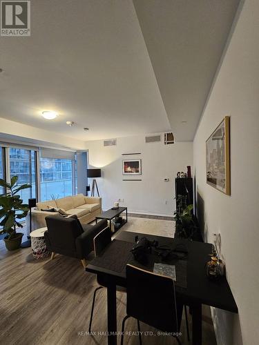 307 - 15 Queens Quay E, Toronto, ON - Indoor