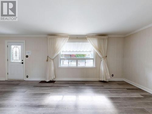 60 Northwood Drive, Toronto, ON - Indoor Photo Showing Other Room