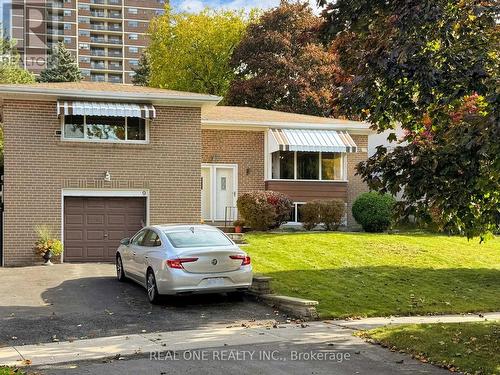 9 Lescon Road, Toronto, ON - Outdoor