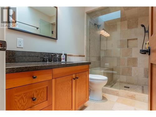 635 Highway 22 Highway Lot# A, Rossland, BC - Indoor Photo Showing Bathroom