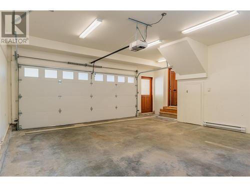 635 Highway 22 Highway, Rossland, BC - Indoor Photo Showing Garage