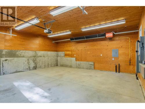 635 Highway 22 Highway Lot# A, Rossland, BC - Indoor Photo Showing Garage