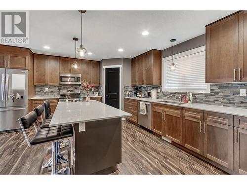 102 7400 Creekside Way, Prince George, BC - Indoor Photo Showing Kitchen With Upgraded Kitchen