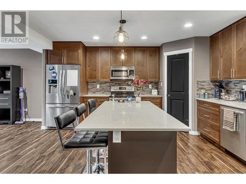 102 7400 Creekside Way, Prince George, BC - Indoor Photo Showing Kitchen