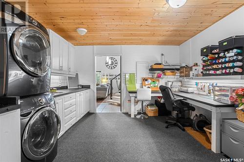 Pebble & Stone Acres, Lutheran Road, Martensville, Corman Park Rm No. 344, SK - Indoor Photo Showing Laundry Room