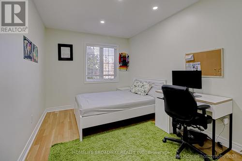 41 Davos Road, Vaughan, ON - Indoor Photo Showing Bedroom