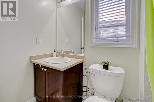 41 Davos Road, Vaughan, ON - Indoor Photo Showing Bathroom