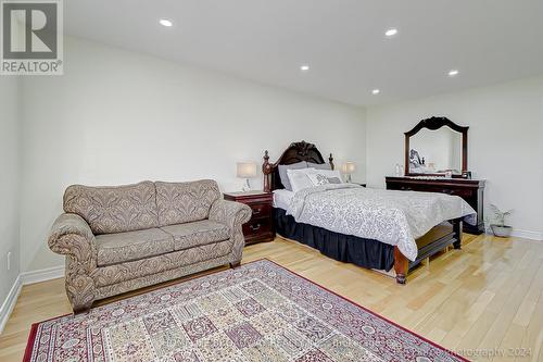 41 Davos Road, Vaughan, ON - Indoor Photo Showing Bedroom