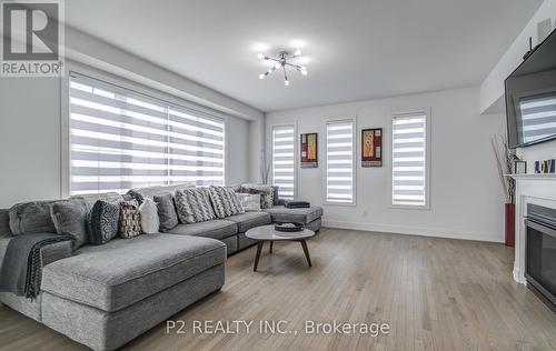 55 Marlene Johnston Drive, East Gwillimbury, ON - Indoor Photo Showing Living Room With Fireplace