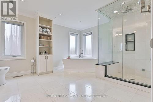 142 Larratt Lane, Richmond Hill, ON - Indoor Photo Showing Bathroom