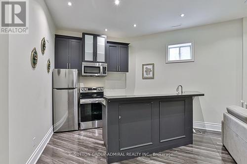 142 Larratt Lane, Richmond Hill, ON - Indoor Photo Showing Other Room