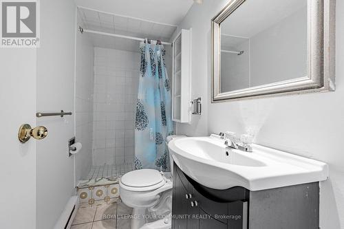 Bsmnt - 110 Gothic Avenue, Toronto, ON - Indoor Photo Showing Bathroom