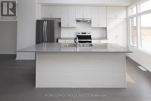 23 - 420 Newman Drive, Cambridge, ON - Indoor Photo Showing Kitchen With Stainless Steel Kitchen With Double Sink