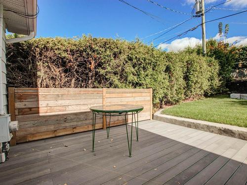 Balcony - 203 Rue Desnoyers, Mont-Saint-Hilaire, QC - Outdoor