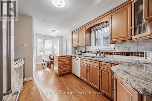 1513 Woodruff Crescent, Pickering (Amberlea), ON - Indoor Photo Showing Kitchen With Double Sink