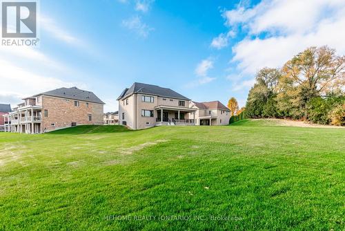 15 Kenneth Campbell Court, Aurora, ON - Outdoor With Backyard With Exterior