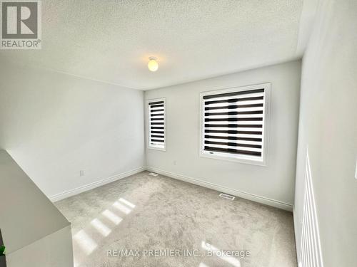 32 Amber Drive, Wasaga Beach, ON - Indoor Photo Showing Other Room