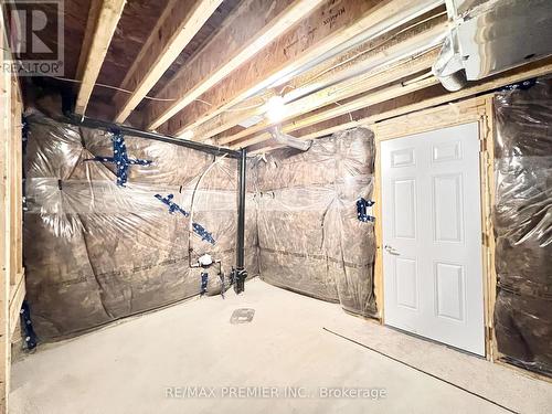 32 Amber Drive, Wasaga Beach, ON - Indoor Photo Showing Basement