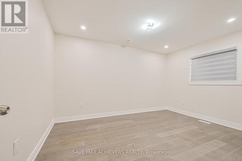 31 Histon Crescent, Brampton, ON - Indoor Photo Showing Other Room