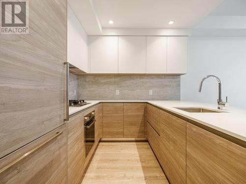 605 680 Quayside, New Westminster, BC - Indoor Photo Showing Kitchen