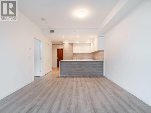 605 680 Quayside, New Westminster, BC - Indoor Photo Showing Kitchen