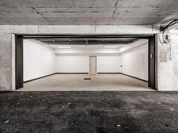 Garage - 