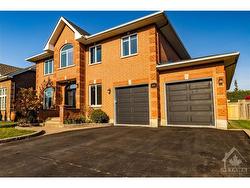 3531 WYMAN Crescent  Ottawa, ON K1V 0Z1