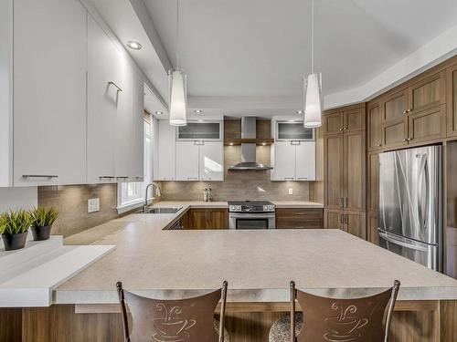 Cuisine - 23 Rue Des Mitrelles, Québec (Beauport), QC - Indoor Photo Showing Kitchen With Upgraded Kitchen