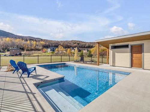 Piscine - 23 Rue Des Mitrelles, Québec (Beauport), QC - Outdoor With In Ground Pool