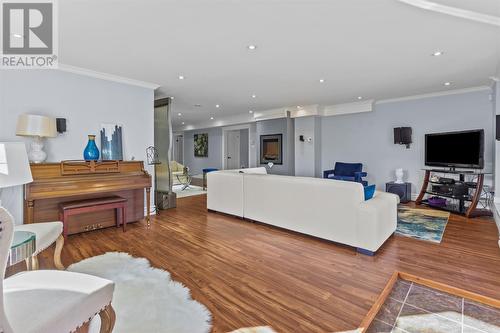 8 Carriage Lane, St. John'S, NL - Indoor Photo Showing Living Room