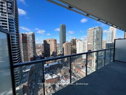 2510 - 3 Gloucester Street W, Toronto, ON - Outdoor With View