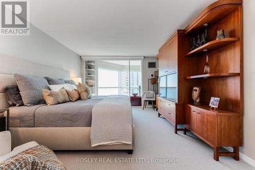 2006 - 10 Queens Quay W, Toronto, ON - Indoor Photo Showing Bedroom