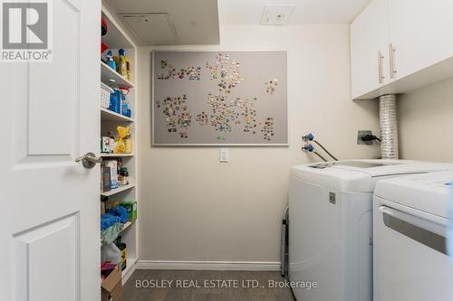 2006 - 10 Queens Quay W, Toronto, ON - Indoor Photo Showing Laundry Room