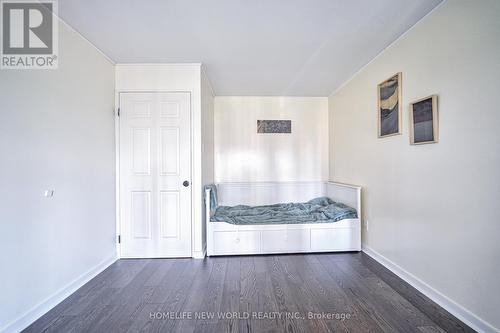 918 - 1485 Lakeshore Road E, Mississauga, ON - Indoor Photo Showing Other Room