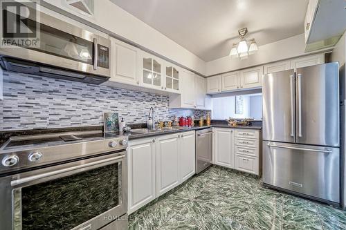 918 - 1485 Lakeshore Road E, Mississauga, ON - Indoor Photo Showing Kitchen With Stainless Steel Kitchen