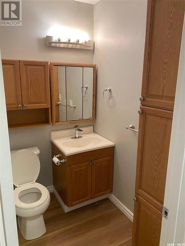 22 4341 Rae Street, Regina, SK - Indoor Photo Showing Bathroom