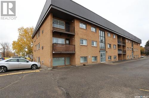 22 4341 Rae Street, Regina, SK - Outdoor With Balcony