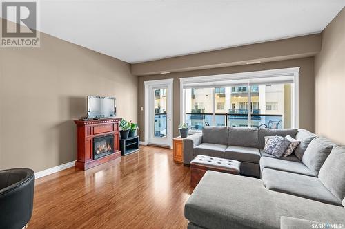 209 419 Nelson Road, Saskatoon, SK - Indoor Photo Showing Living Room