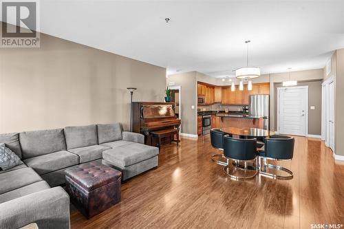 209 419 Nelson Road, Saskatoon, SK - Indoor Photo Showing Living Room