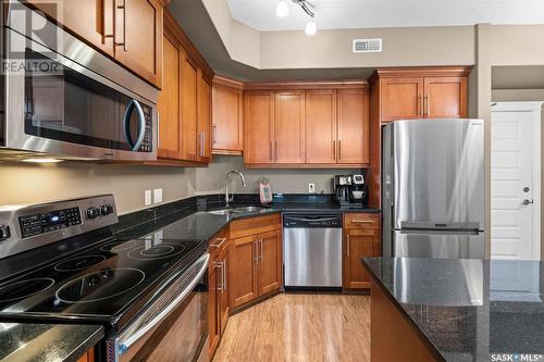 209 419 Nelson Road, Saskatoon, SK - Indoor Photo Showing Kitchen With Double Sink