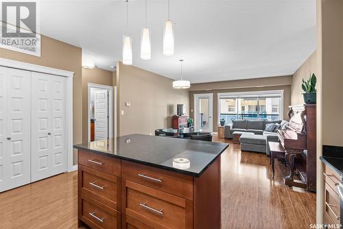 209 419 Nelson Road, Saskatoon, SK - Indoor Photo Showing Kitchen