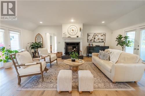 18537 Stonehouse Point Road, Cornwall, ON - Indoor Photo Showing Living Room With Fireplace