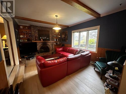 137 Portugal Cove Road, St. John'S, NL - Indoor Photo Showing Living Room