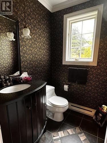 137 Portugal Cove Road, St. John'S, NL - Indoor Photo Showing Bathroom